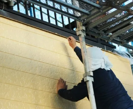 【横浜市泉区】外壁塗装をするなら要確認！塗り替え工事の必要性や時期を解説
