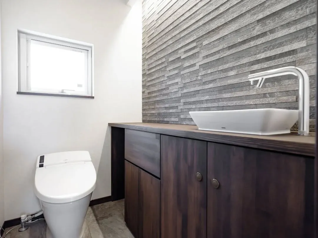 朝いちばんに入る場所こそ、